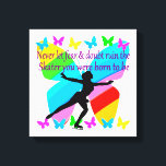 TOILE PAS DE PEUR JUSTE FAITH FIGURE SKATER<br><div class="desc">Ne laissez jamais la peur et le doute vous empêcher d'être le patineur que vous êtes né pour être. Ce patineur artistique extraordinaire éclairera la glace et le public enthousiaste alors qu'elle exécute ses meilleurs tours de patinage artistique, sauts et habiletés audacieuses. Motivez votre patinage artistique avec ce design inspirant...</div>