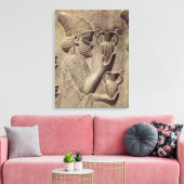 Toile Phoenicien portant deux offrandes, relief détail (Insitu(Salon))