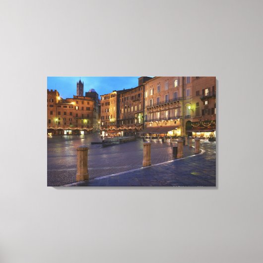 Toile Piazza Del Campo à la tombée de la nuit, Sienne. (Recto)