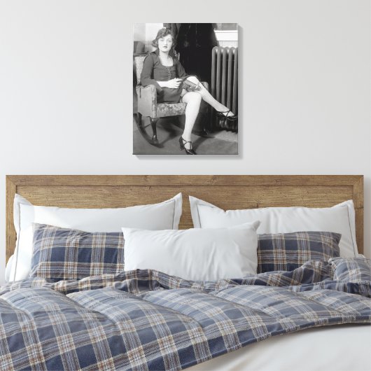 Toile Pistol caché dans Garter, 1922 (Insitu(Chambre))