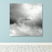 Toile Planeur volant dans le ciel gris (Insitu (Plancher de Bois))