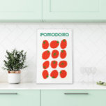 Toile Pomodoro Italien Tomato Retro Style Vintage modern<br><div class="desc">Cette impression en toile rétro présente des tomates italiennes rouges et vives. Il sera parfait dans votre cuisine mod.</div>