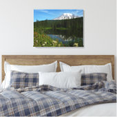 Toile Réflexion du lac Rainier avec Fleurs sauvages (Insitu(Chambre))