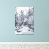 Toile Rivière traversant la forêt d'hiver enneigée Mojst (Insitu (Plancher de Bois))