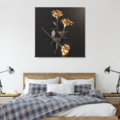 Toile Roses Brûlantes – Élégance Dorée (Insitu(Chambre))