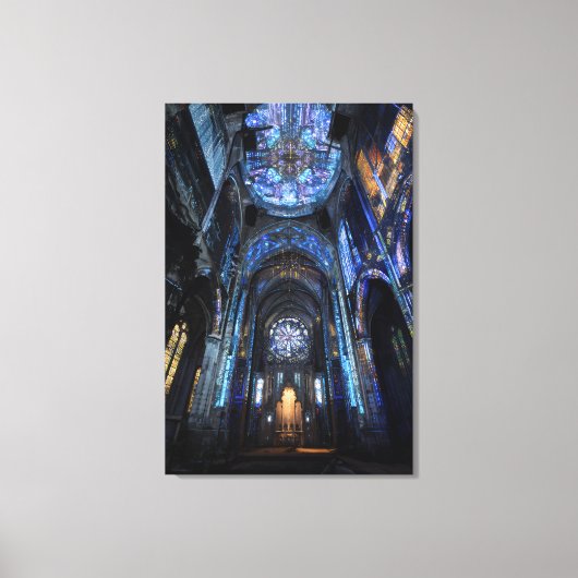 Toile Ruined Cathedral Stained Glass Projection Glow (Recto)