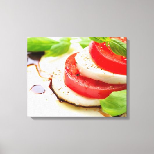 Toile Salade Caprese. Tranches de tomates et de mozzarel (Recto)