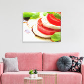 Toile Salade Caprese. Tranches de tomates et de mozzarel (Insitu(Salon))