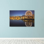 Toile Science World et CBD reflétés dans False Creek, (Insitu (Plancher de Bois))