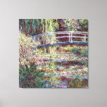 Toile Symphonie du pont japonais de Monet en Art Rose<br><div class="desc">Japanese Bridge,  Symphony in Rose est un beau tableau de fleurs du peintre français d'impressionnisme,  Claude Monet en 1900,  avec des touches de couleur rose dans ce paysage pittoresque de son étang de lys de jardin.</div>