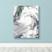 Toile Tempête tropicale Chanthu (Insitu (Plancher de Bois))