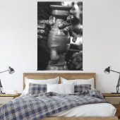 Toile The Master’s Touch: Traditional Pottery Shaping in (Insitu(Chambre))