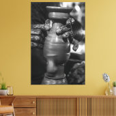 Toile The Master’s Touch: Traditional Pottery Shaping in (Insitu(Salon))