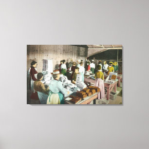 Toile Travailleurs emballant GoodiesFresno, CA