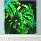 Toile Tropical Monstera Glow – Jungle Leaf Photography (Insitu (Plancher de Bois))