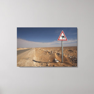 Toile Tunisie, région des Ksour, Ksar Ghilane, Oléoduc