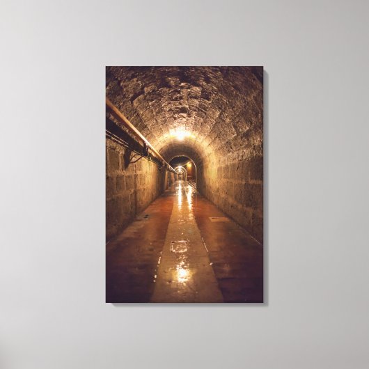 Toile Tunnel de mine de sel faiblement éclairé (Recto)