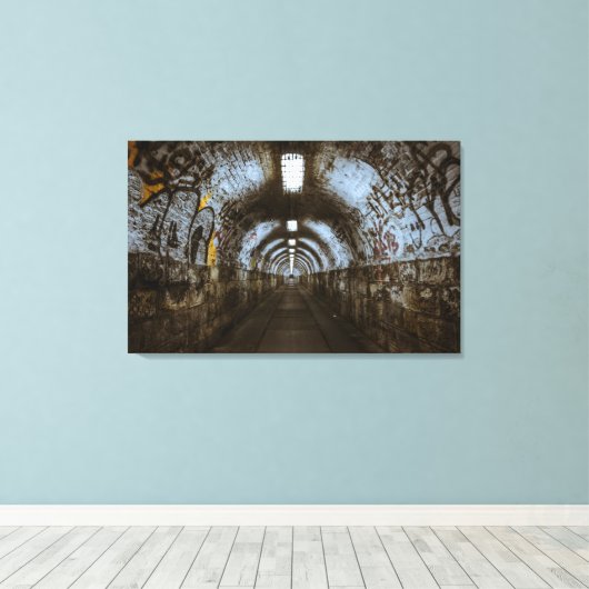 Toile tunnel souterrain sombre (Insitu (Plancher de Bois))