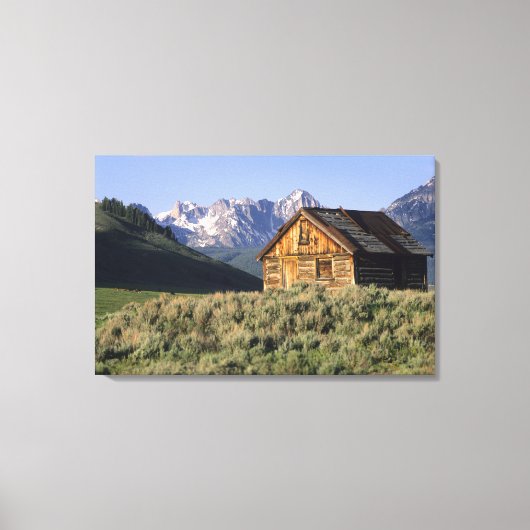 Toile Un cabine en bois et les monts Sawtooth dans (Recto)