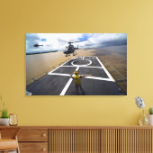 Toile Un Eurocopter brésilien se prépare à atterrir (Insitu(Salon))