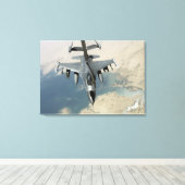 Toile Un F-16 Faucon combattant ravitaille (Insitu (Plancher de Bois))