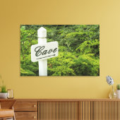 Toile Un panneau indiquant la cave à vin (Cave) à (Insitu(Salon))