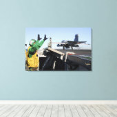 Toile Un Prowler EA-6B démarre depuis le poste de pilota (Insitu (Plancher de Bois))