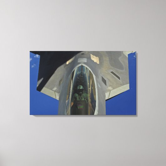 Toile Un Raptor F-22 reçoit du carburant d'un KC-135 (Recto)