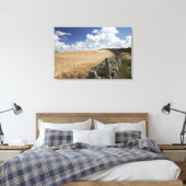 Toile Une Clôture En Fil Barbelé Construite Le Long D'Un (Insitu(Chambre))