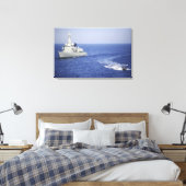 Toile Une équipe de la marine portugaise dans un bateau (Insitu(Chambre))