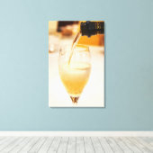 Toile Une flûte en verre de champagne remplie de Gosset (Insitu (Plancher de Bois))
