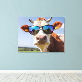 Toile Vache avec lunettes de soleil (Insitu (Plancher de Bois))