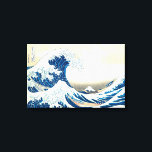 Toile Vague Hokusai Voyage japonais célèbre Art<br><div class="desc">Les beaux-arts font partie du meilleur Canvas que Zazzle a à offrir. Si vous adorez The Wave by Housai, vous l'aimerez pour toujours comme une impression de toile ! Baigné d'un bleu foncé, cet imprimé est sûr d'impressionner. Ajoutez une classe à votre maison ou à votre bureau ou créez un...</div>