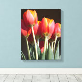Toile Vibrant Orange Tulip Photographie (Insitu (Plancher de Bois))