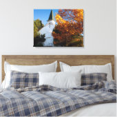Toile Vieille église blanche en automne (Insitu(Chambre))