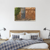 Toile Vielle porte et chat reposant (Insitu(Chambre))