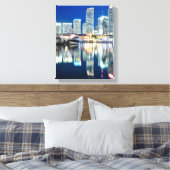 Toile View of skyline with reflection in water, Miami (Insitu(Chambre))
