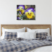 Toile violette et jaune enveloppée (Insitu(Chambre))
