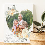 Toile Vous et moi ensemble Forme de coeur Cadre photo Or<br><div class="desc">Toile photo personnalisée affichant votre photo préférée dans un cadre en or géométrique en forme de coeur. Le cadre est décoré de bouquets d'aquarelle de fleurs crème et abricot. Il est écrit avec le libellé "You and Me Together Nothing Gets Better" dans élégant script décontracté manuscrit sur un arrière -...</div>