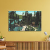 Toile Vue aérienne d'une maison d'été typique sur (Insitu(Salon))