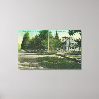 Toile Vue de Broadway sur l'extérieur du lycée