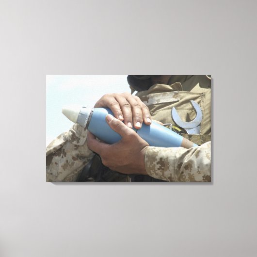 Toile Vue d'ensemble d'un soldat faisant crader une muni (Recto)