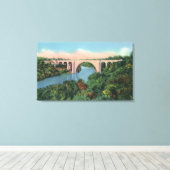 Toile Vue du pont commémoratif des anciens combattants (Insitu (Plancher de Bois))