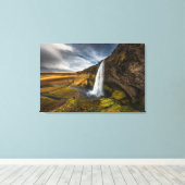 Toile Vue magnifique du paysage de Seljalandsfoss (Insitu (Plancher de Bois))