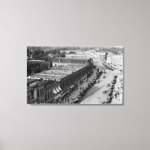 Toile Vue nord-est de Main St depuis Baker Bldg
