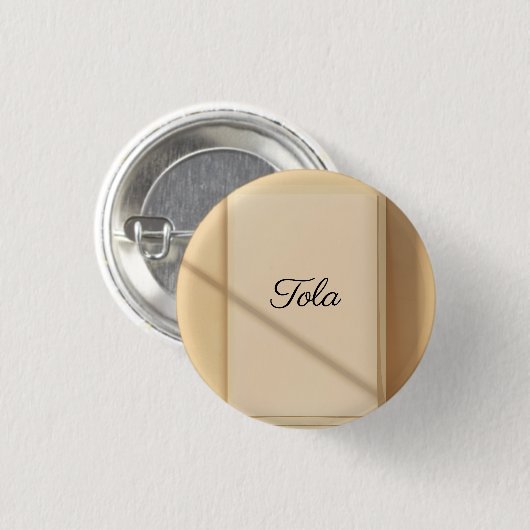Tola Modern Name Button – Personalized Wall Print (Voorkant /achterkant)