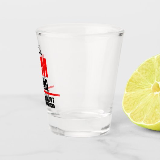 Tom denkt dat je naam niet zou begrijpen shot glas (Rechts)