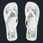 Tongs Bachelorette Party Tropical Beach Tribe Tribe<br><div class="desc">Cette conception a été créée par art numérique. Elle peut être personnalisée en cliquant sur le bouton personnaliser et en modifiant la couleur, en ajoutant un nom, des initiales ou vos mots préférés. Contactez-moi à l'adresse colorflowcreations@gmail.com si vous souhaitez que ce design soit disponible sur un autre produit. Achetez ma...</div>