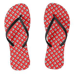 Tongs Balles de football noir et blanc sur fond rouge