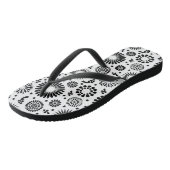 Tongs Boho fleurs Motif floral vectoriel noir et blanc (Incliné)